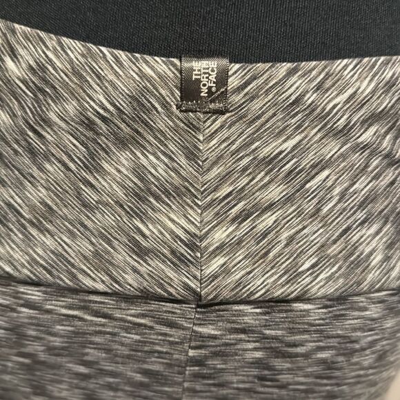 The North Face Cypress Heather gray jersey knit drawstring ruched front skirt. S - Picture 6 of 9